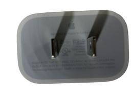 Refurbished Apple A1720 Reiseadapter (Bulk-Verpackung) - Reebelo Österreich
