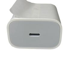 Refurbished Apple A1720 Reiseadapter (Bulk-Verpackung) - Reebelo Österreich