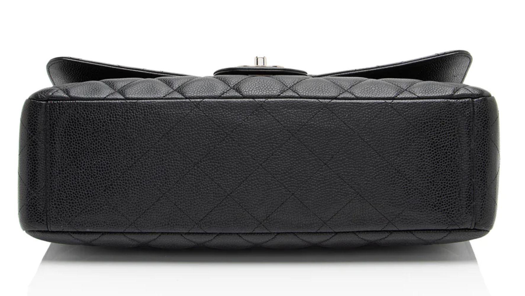 Refurbished Chanel Caviar Leather Classic Maxi Single Flap Bag - Reebelo Österreich