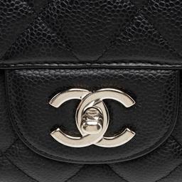 Refurbished Chanel Caviar Leather Classic Maxi Single Flap Bag - Reebelo Österreich