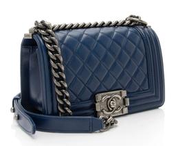 Refurbished Chanel Lambskin Small Boy Bag - Reebelo Österreich