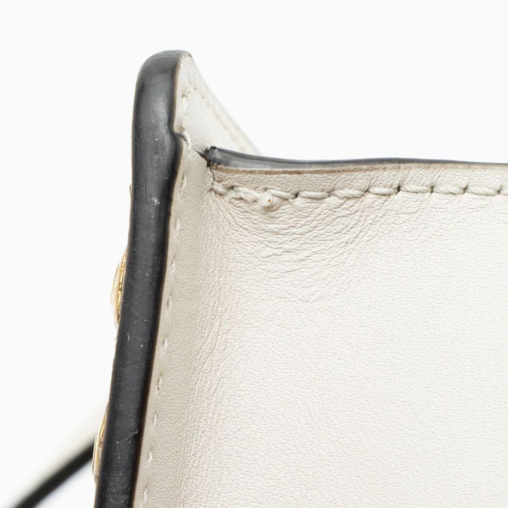 Refurbished Gucci Leather Animal Studs Sylvie Mini Satchel - Reebelo Österreich