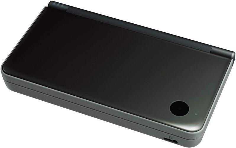 Refurbished Nintendo DSi XL Handheld Gaming Console - Reebelo Österreich