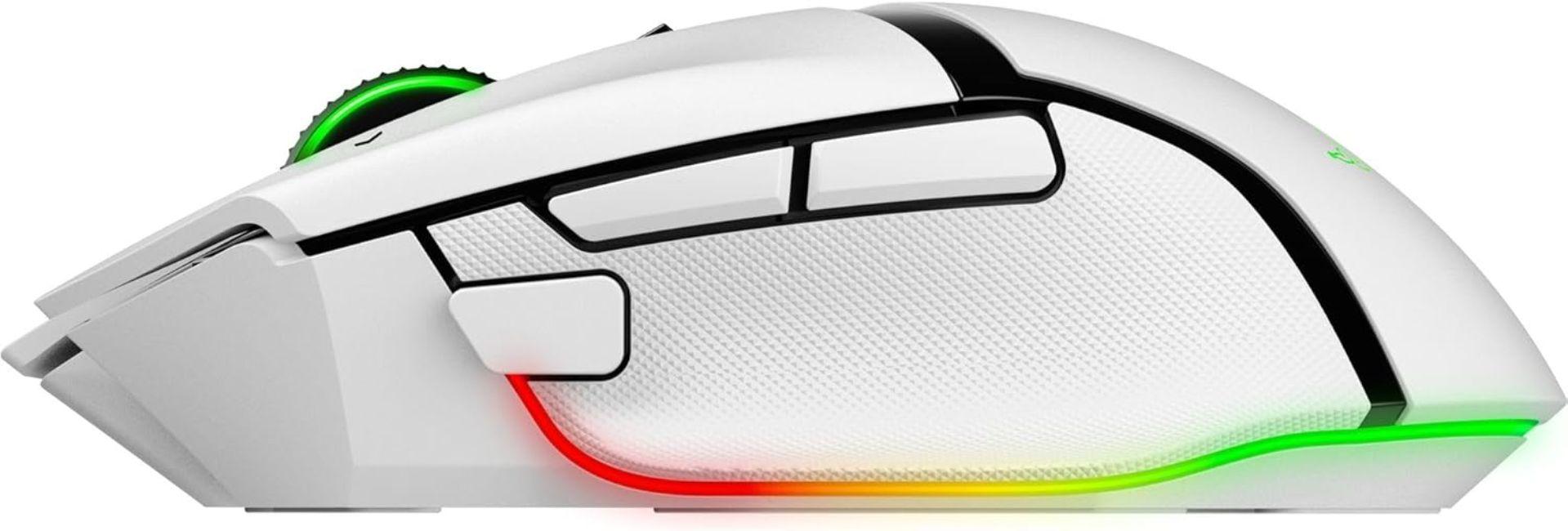 Refurbished Razer Basilisk V3 Pro 35K Wireless RGB Gaming Mouse - Reebelo Österreich