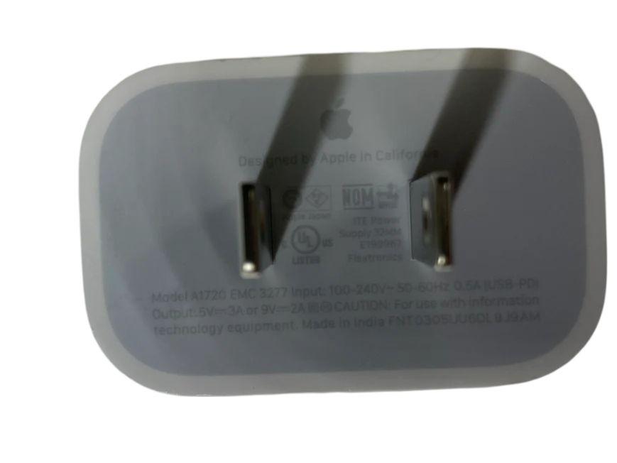 Refurbished Apple A1720 Reiseadapter (Bulk-Verpackung) - Reebelo Österreich