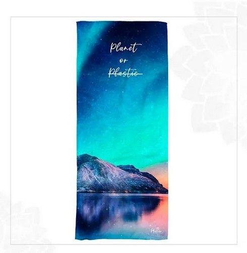 Refurbished PLANET OR PLASTIC BEACH TOWEL unisex Eco-friendly beach gym camping towel sand free galaxy art made from recycled plastic bottles - Reebelo Österreich