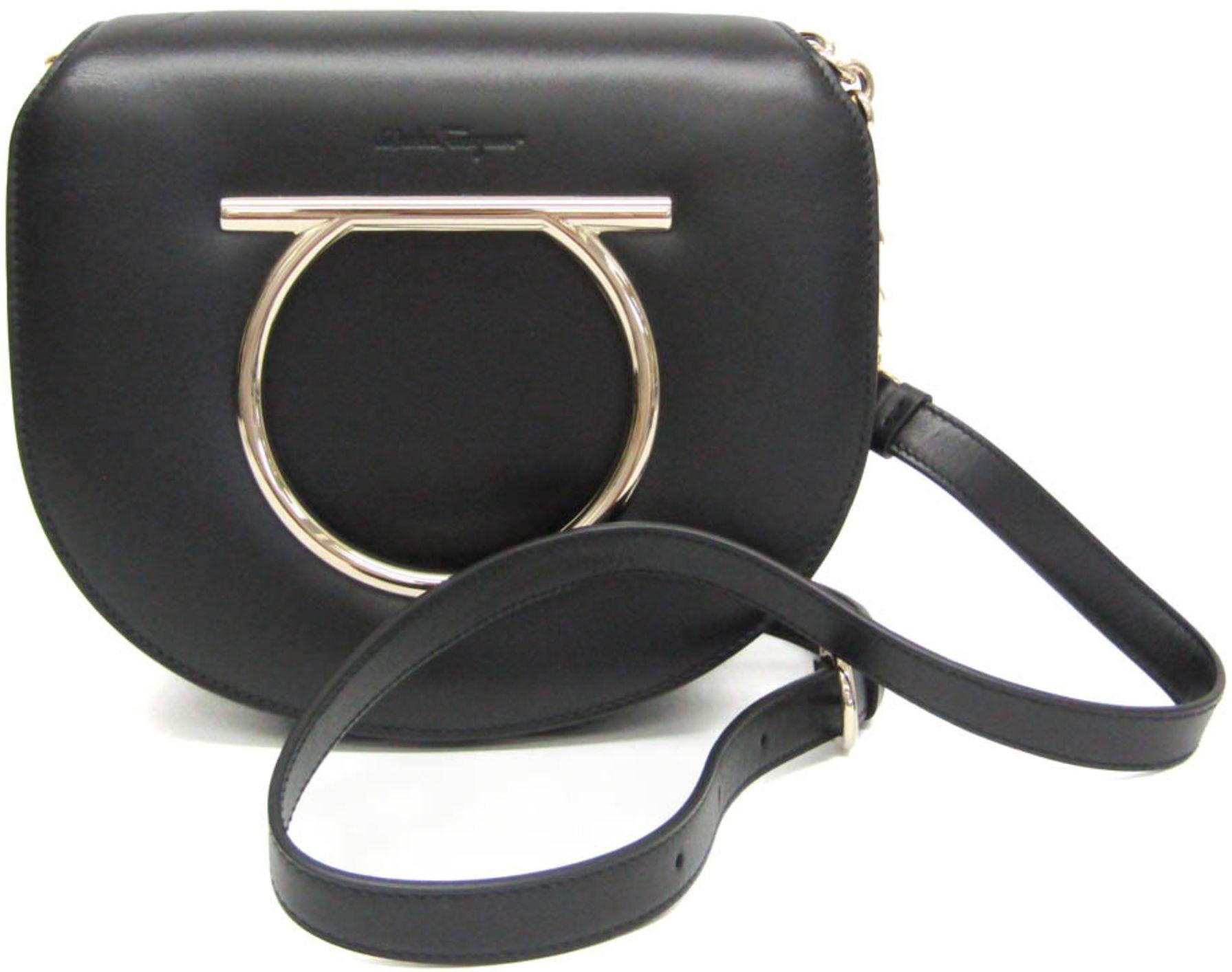 Refurbished Salvatore Ferragamo Gancini Leather Handbag Shoulder Bag - Reebelo Österreich